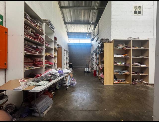 260M² WAREHOUSE TO LET IN SPRINGFIELD PARK